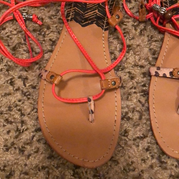 Sandals - Picture 2 of 4